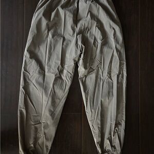 Abercrombie & Fitch YPB taupe joggers